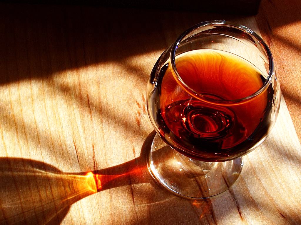 Understanding Wine: A Beginner's Guide to Grapes, Regions and Tasting